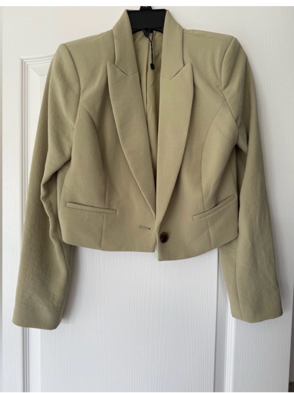 Express Olive Green Cropped Blazer Women Size M Chic Tailored Jacket